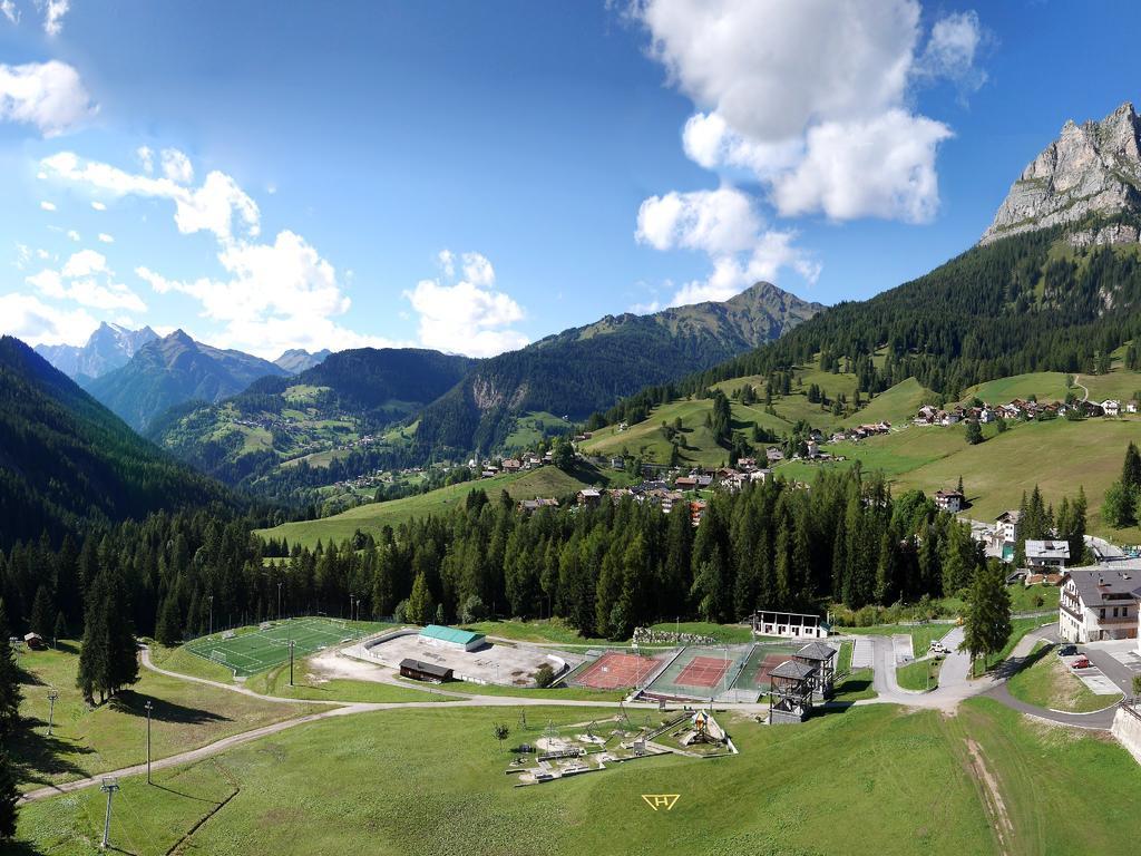 Centro Thule - Genziana Apartment Selva di Cadore Luaran gambar